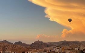 Roadhouse - Petra